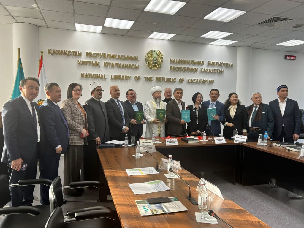 Enstitü Müdürü Doç. Dr. Suat Beylur, Kazakistan Müslümanları Dini İdaresi Başkanlığı ve İslam Araştırma Enstitüsü tarafından düzenlenen “Altın Orda Medeniyeti: Manevi Miras ve Geleneksel Süreklilik” konulu konferansta “Altın Orda’da Çokkültürlülük” adlı bir sunum yaptı.